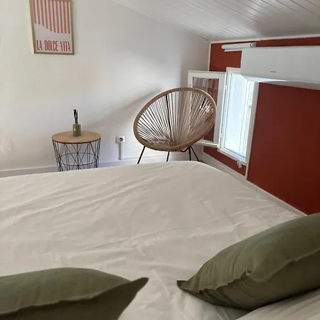 L 'ecrin Du Villeneuve-de-la-Raho